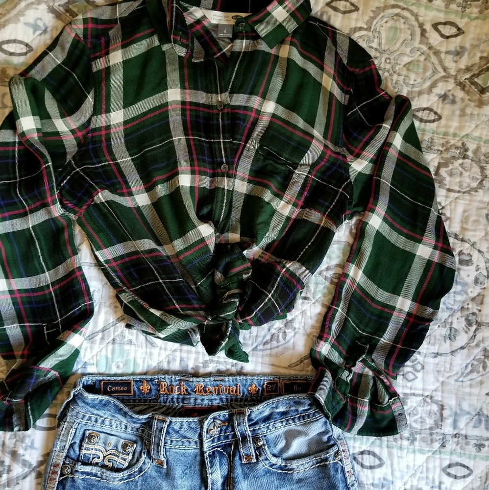 Flannel Button up top